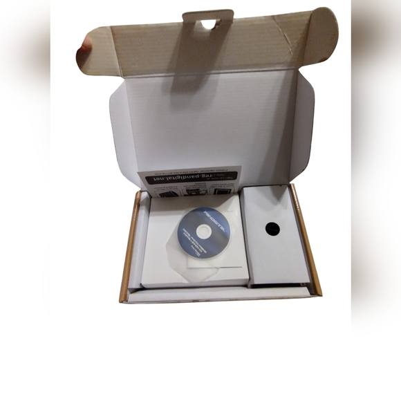 NIB Pan digital 3.5 LCD Digital photo frame - holds 40 images - office gparents - Picture 3 of 3